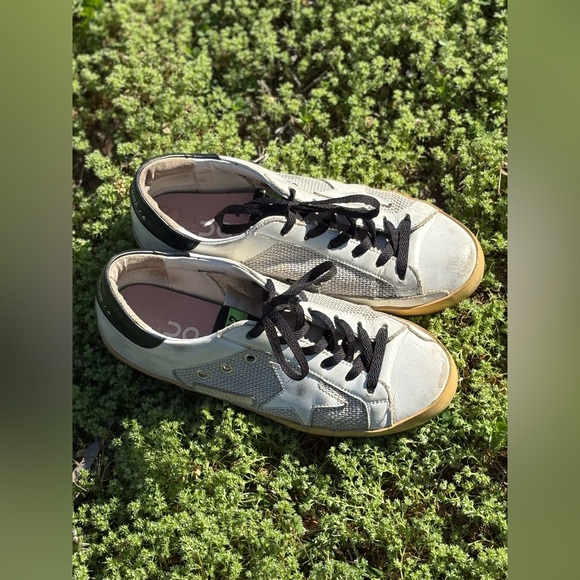 Golden Goose (Authentic) White and Black Women's Sneakers - Picture 3 of 9